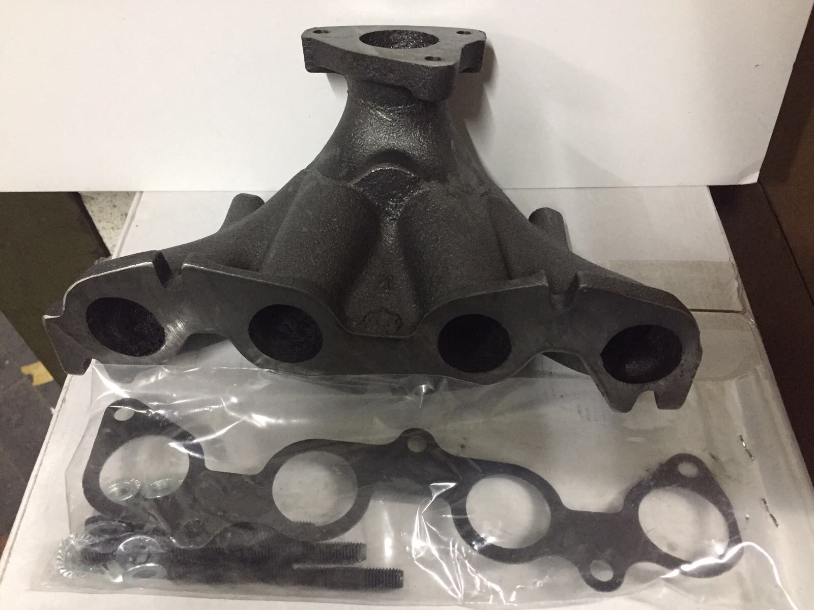IMG_1164 Collettore scarico Fiat Panda 900 ie - 13517KC - immagine 1