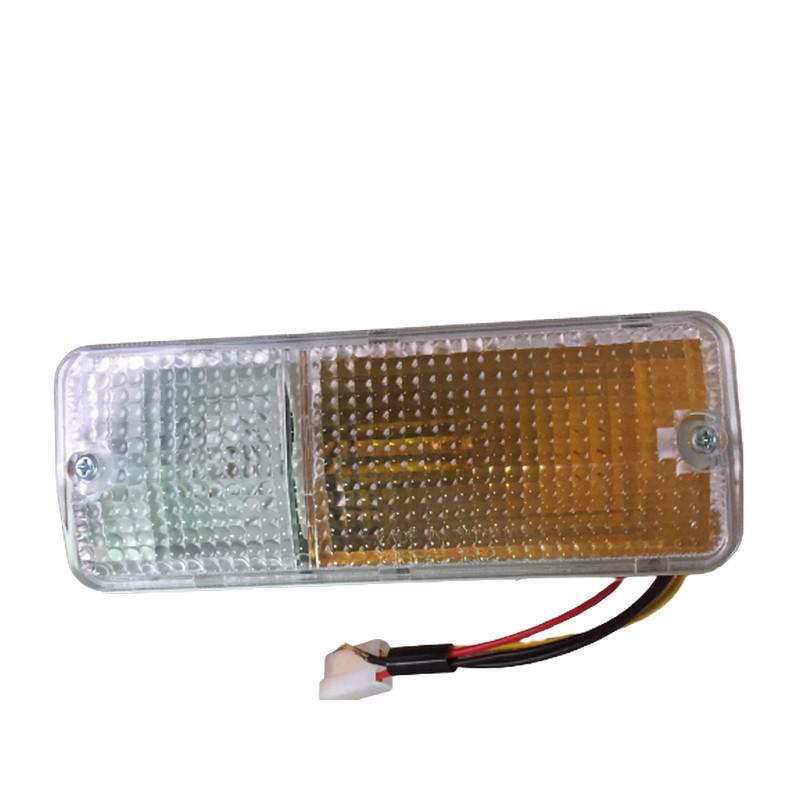 fanalino-sx-scaled-1 Fanalino Anteriore Sx Su Paraurti Bianco/Arancione Chiaro Per Suzuki Sj410 Sj413 Samurai Santana - immagine 1